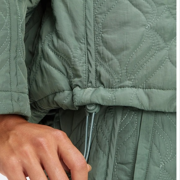 Fabletics quilted loft olive green jacket size XLarge - Picture 4 of 11